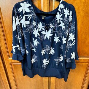 Women's JM Collection Blouse in size XL